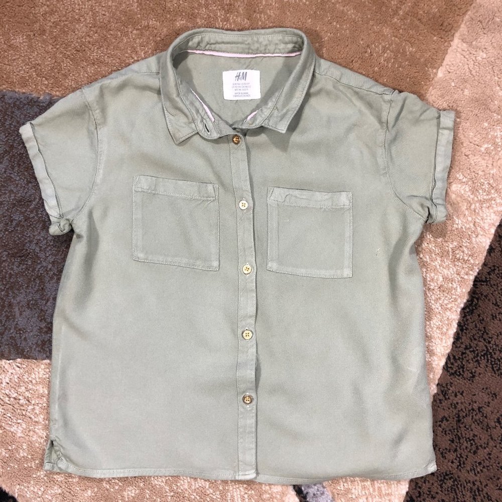 Girls H&M Green Short Sleeve Shirt, Size 10-11Y